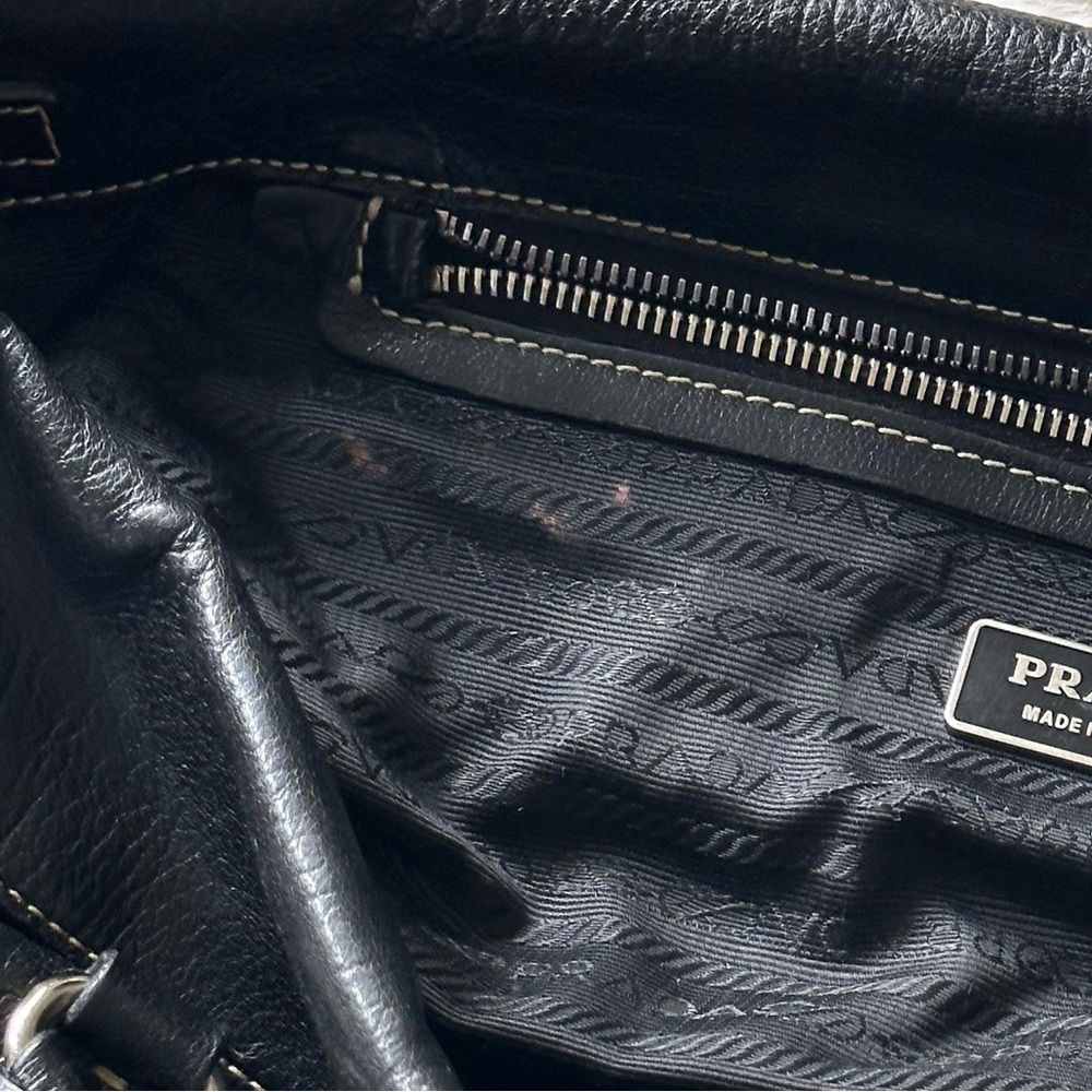 PRADA Soft Calf Easy Shoulder Bag Black - Picture 15 of 16